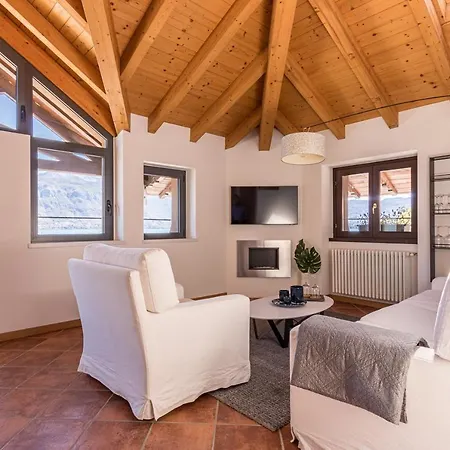 Tamara - מנאג'יו