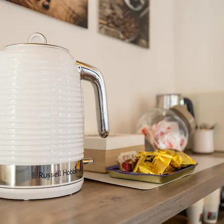 Tamara - * מנאג'יו