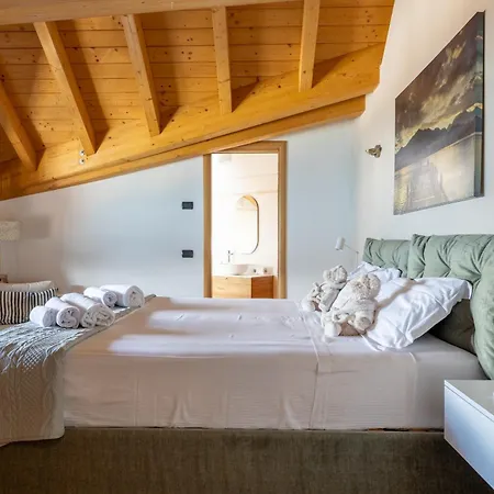 Tamara - * מנאג'יו