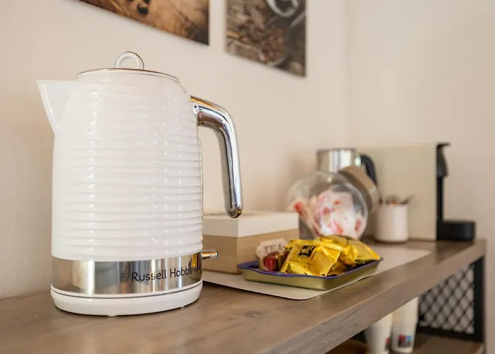 Tamara - * Менаджо